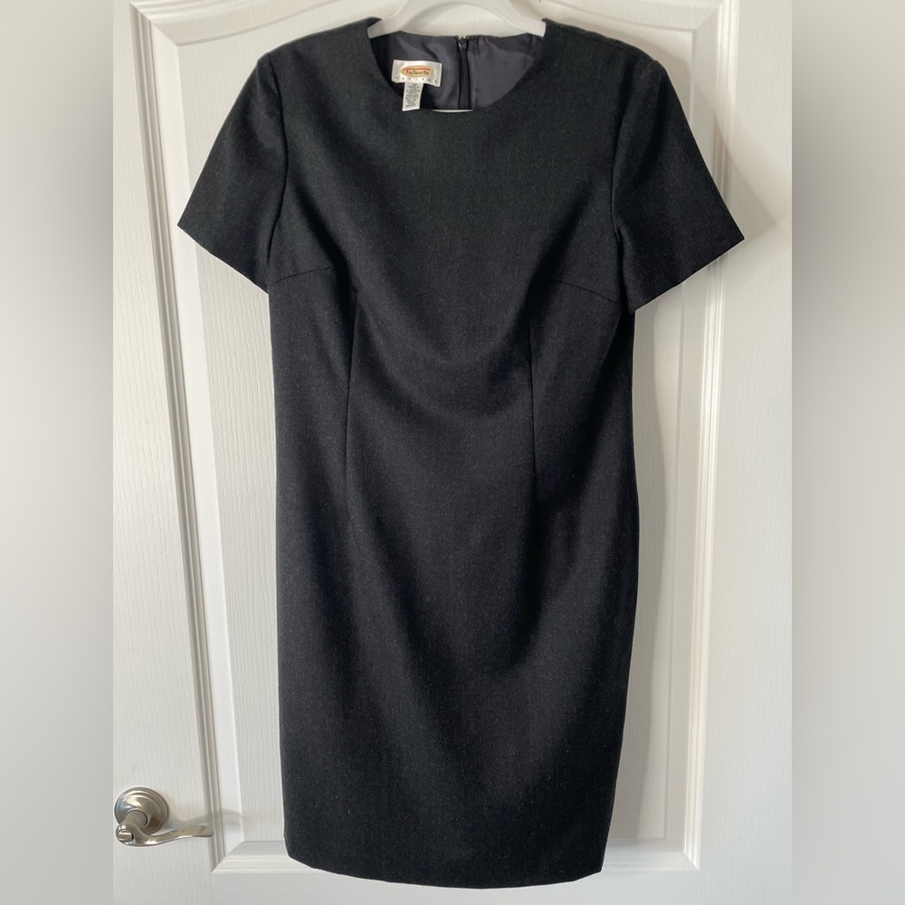 114. Talbots size 10 petite LT weight wool short sleeve dress in gray career